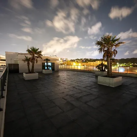 Nemea Les Hauts De Milady Hotel apartamentowy 4*