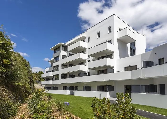 Nemea Les Hauts De Milady 4*