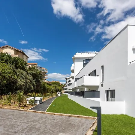 Nemea Les Hauts De Milady Lägenhetshotell 4*