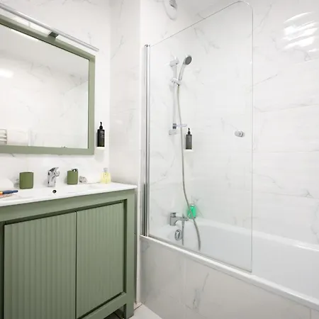 Nemea Les Hauts De Milady Apart Otel Biarritz