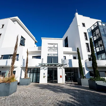 Apart Otel Nemea Les Hauts De Milady