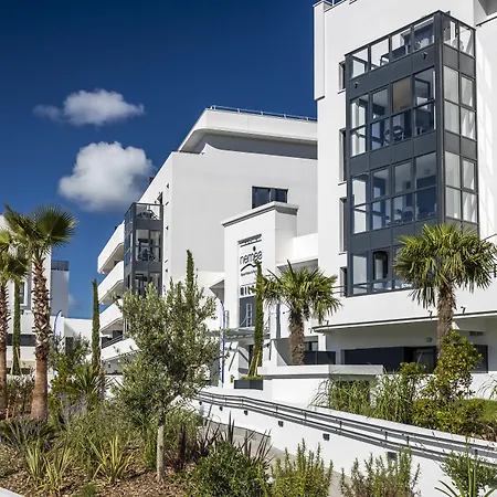 Nemea Les Hauts De Milady 4*