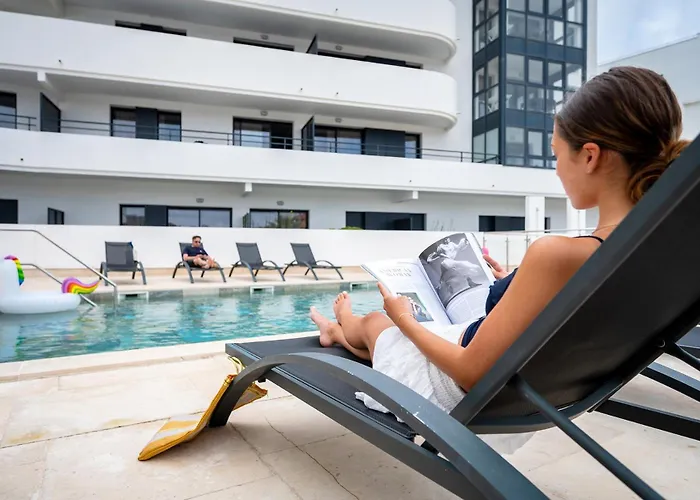 Nemea Les Hauts De Milady Apartahotel 4*