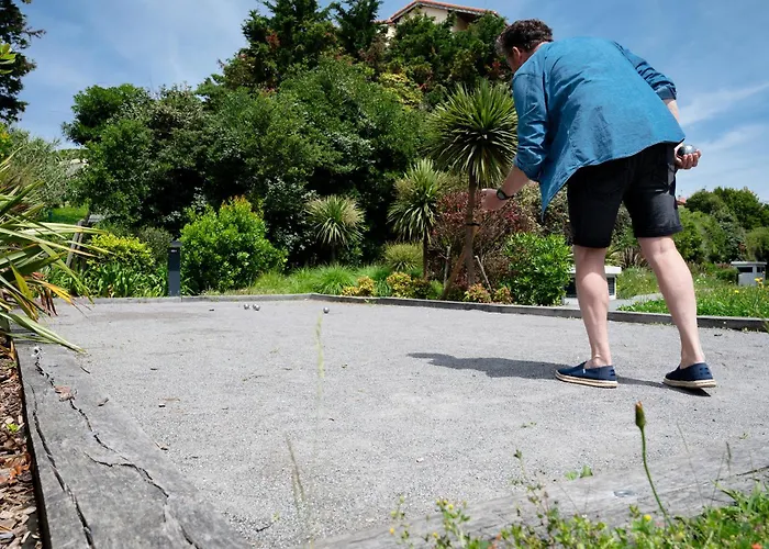 Nemea Les Hauts De Milady Apartahotel