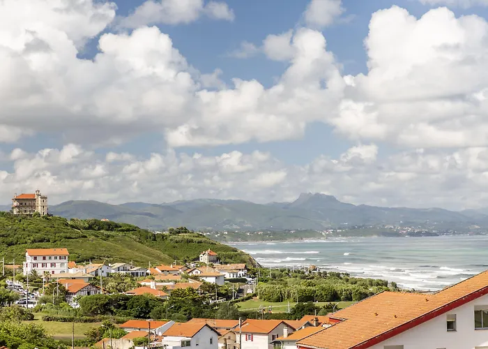 Nemea Les Hauts De Milady 4*