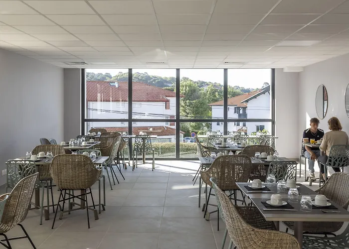 Nemea Les Hauts De Milady Apartahotel 4*